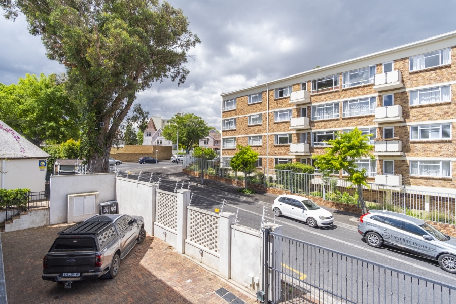2 Bedroom Property for Sale in Wynberg Upper Western Cape